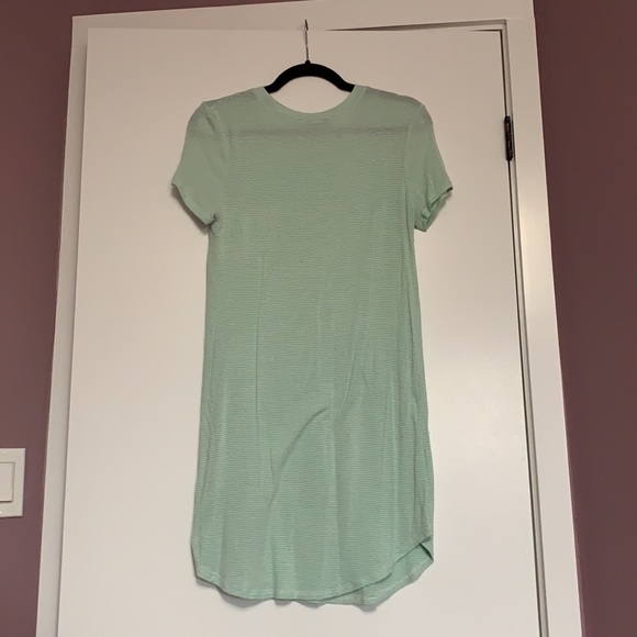 Green and White striped tshirt dress - Picture 5 of 5